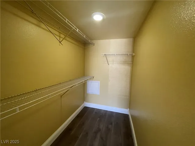 $1,075 | 1150 North Buffalo Drive, Unit 1041, Las Vegas, NV 89128