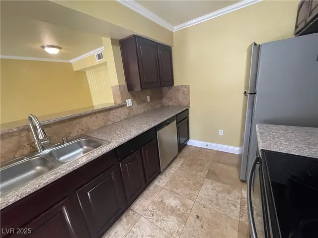 $1,075 | 1150 North Buffalo Drive, Unit 1041, Las Vegas, NV 89128