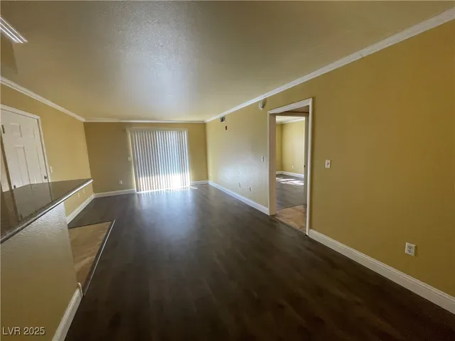 $1,075 | 1150 North Buffalo Drive, Unit 1041, Las Vegas, NV 89128