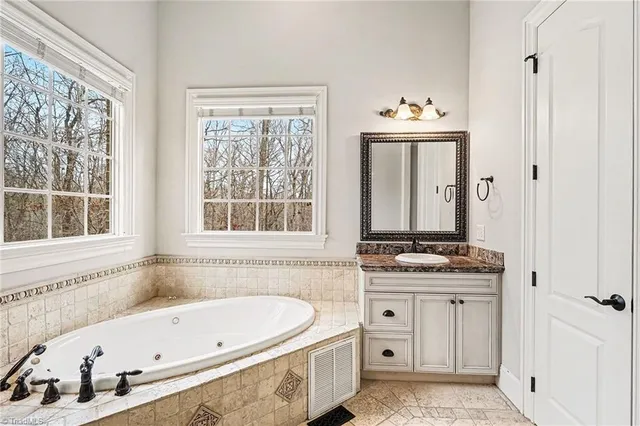 $815,000 | 5902 Snow Hill Drive, Summerfield, NC 27358