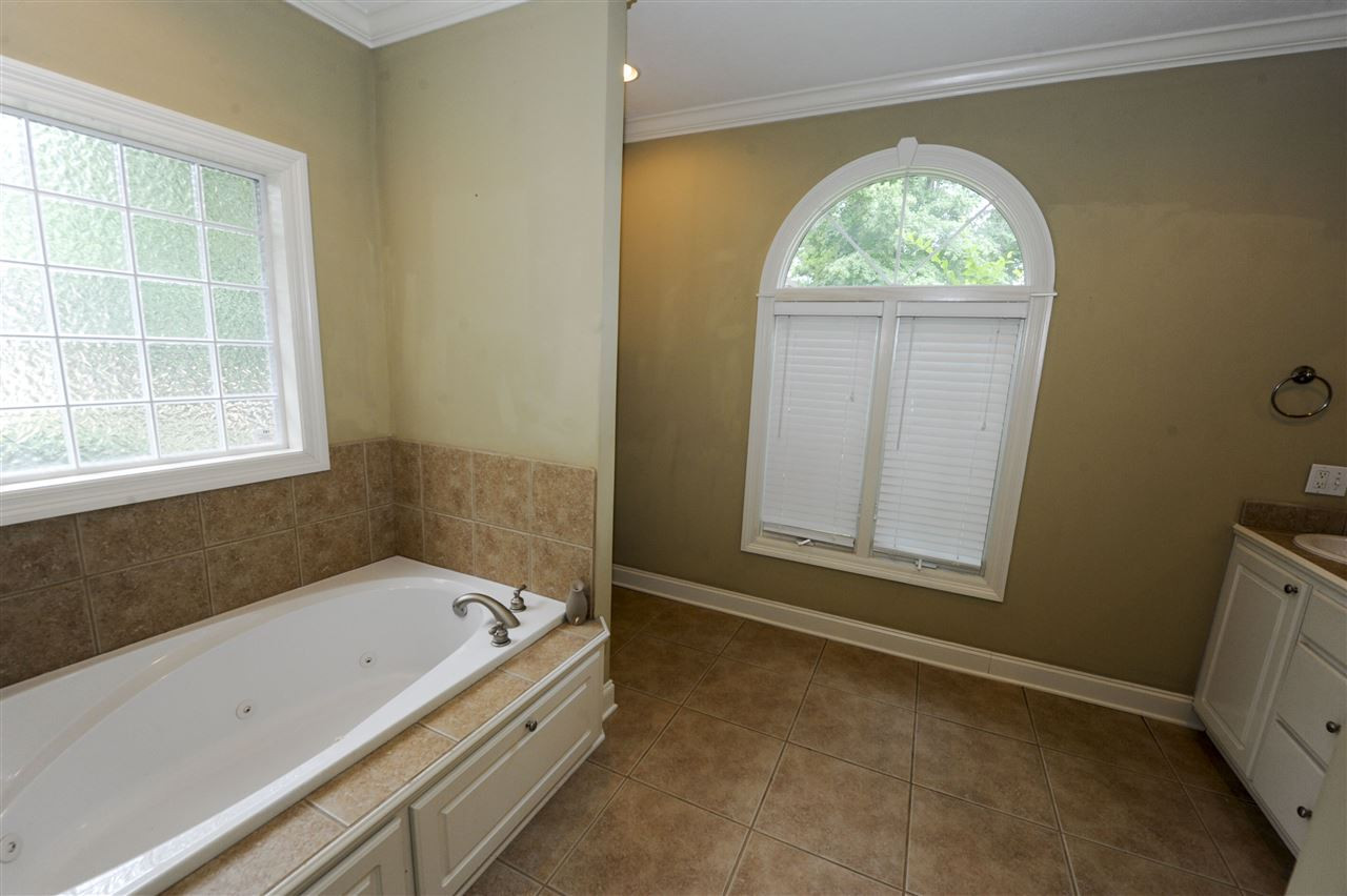 128 Pine Ridge Circle Brandon, MS 39047 - Photo 17 of 32 Photo 17