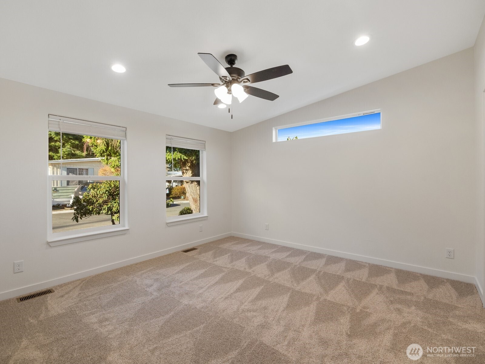 1725 242nd Street Southeast, Unit 238 Bothell, WA 98021 - Photo 17 of 25