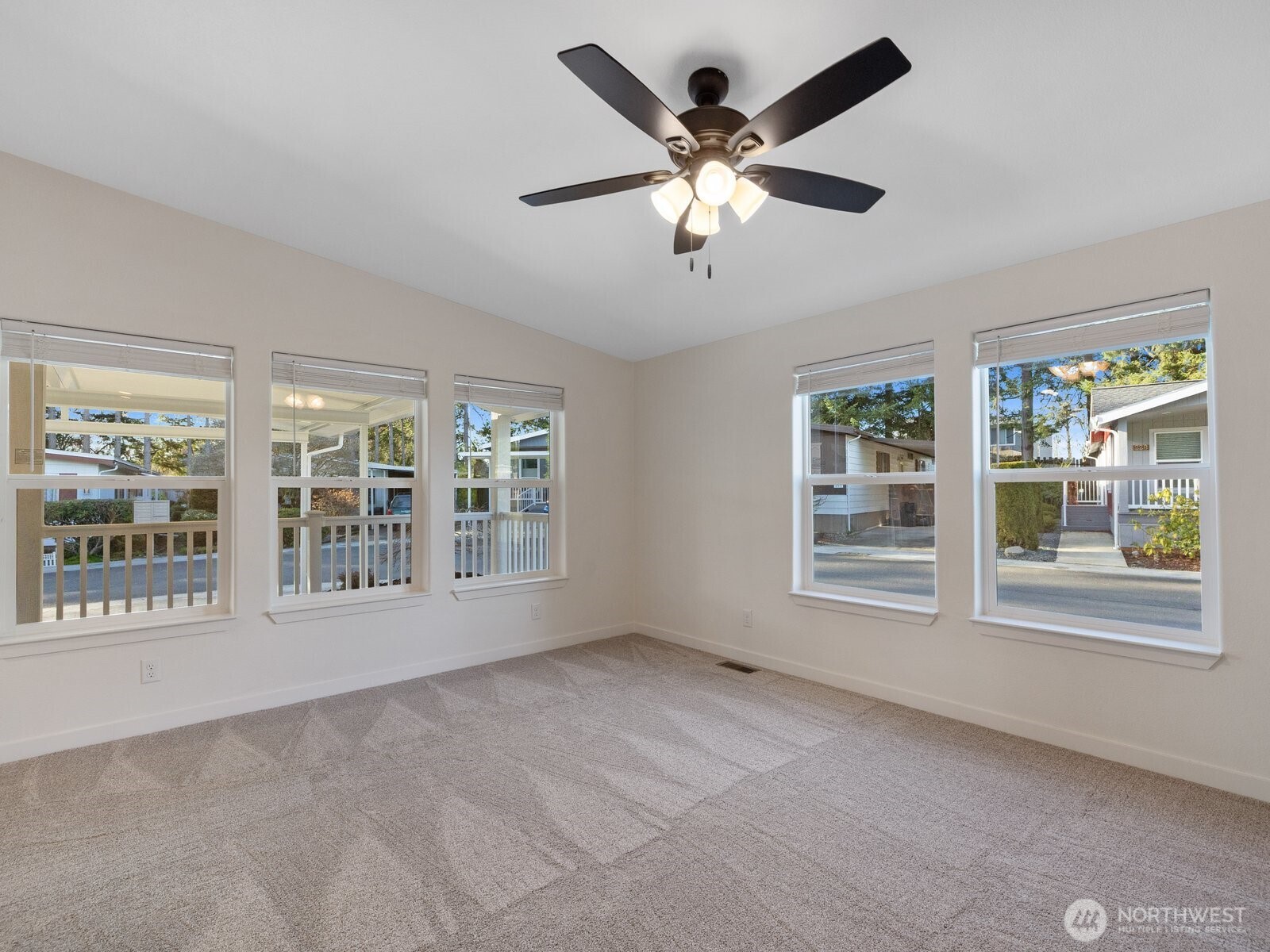 1725 242nd Street Southeast, Unit 238 Bothell, WA 98021 - Photo 4 of 25