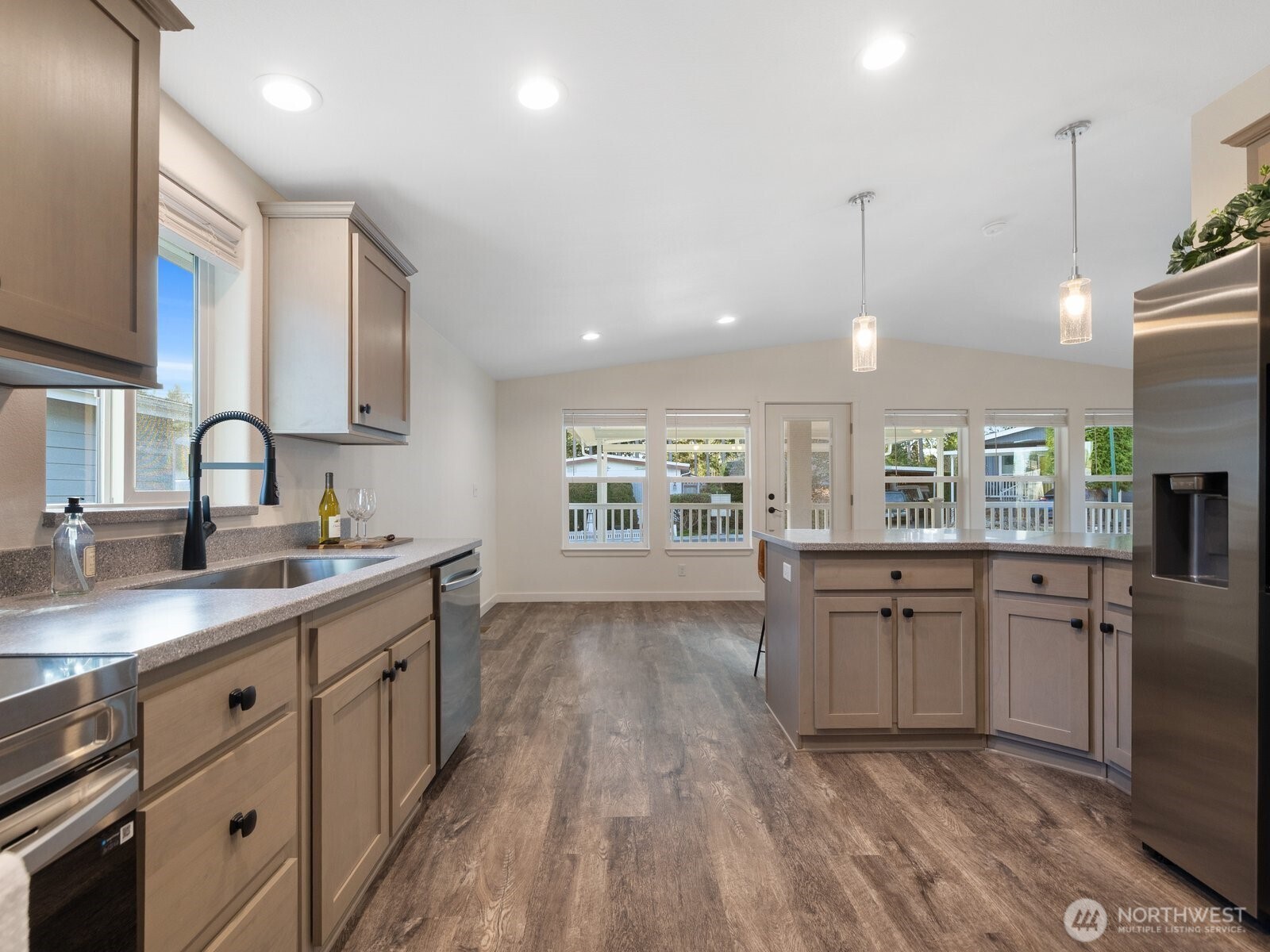 1725 242nd Street Southeast, Unit 238 Bothell, WA 98021 - Photo 8 of 25