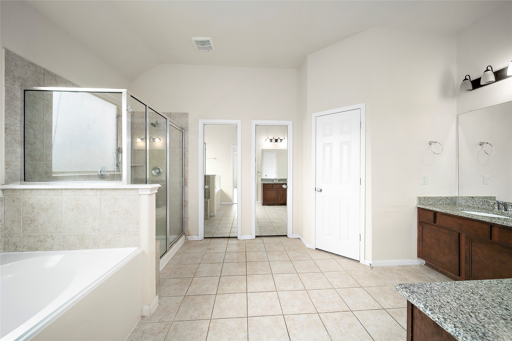 4719 Coldstream Court Sugar Land, TX 77479 - Photo 15 of 26