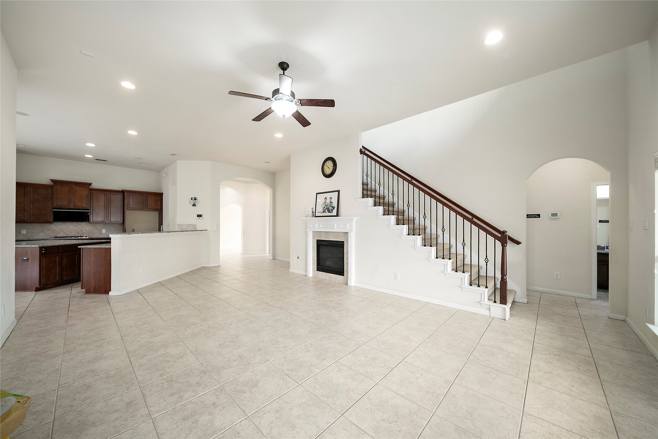 4719 Coldstream Court Sugar Land, TX 77479 - Photo 9 of 26