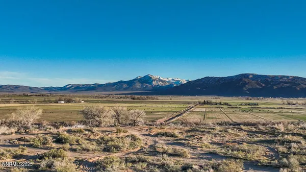 $250,000 | 191 Artist View Road, Wellington, NV 89444