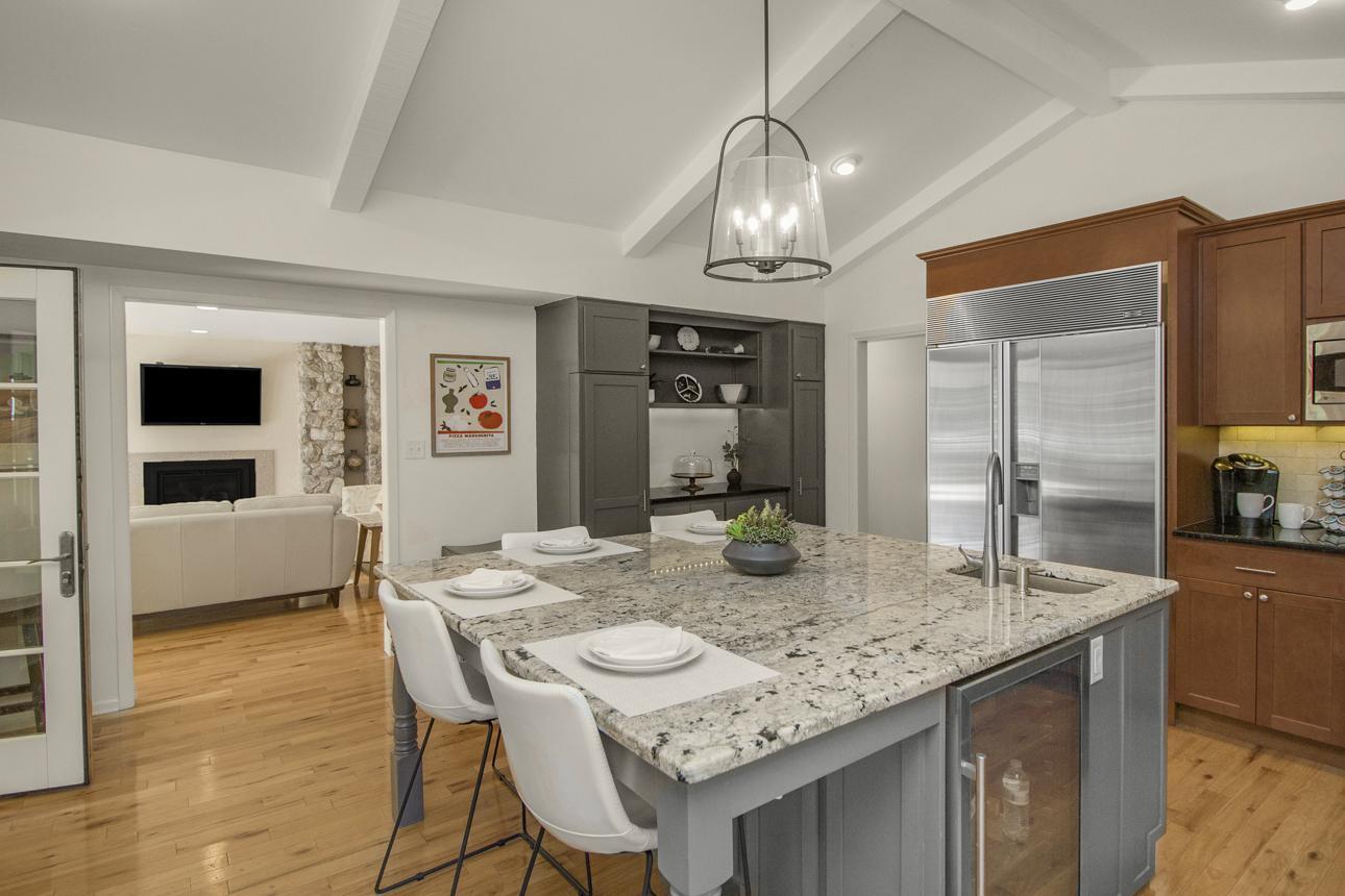 1050 Overlook Road Mendota Heights, MN 55118 - Photo 17 of 63 Gallery Image 17