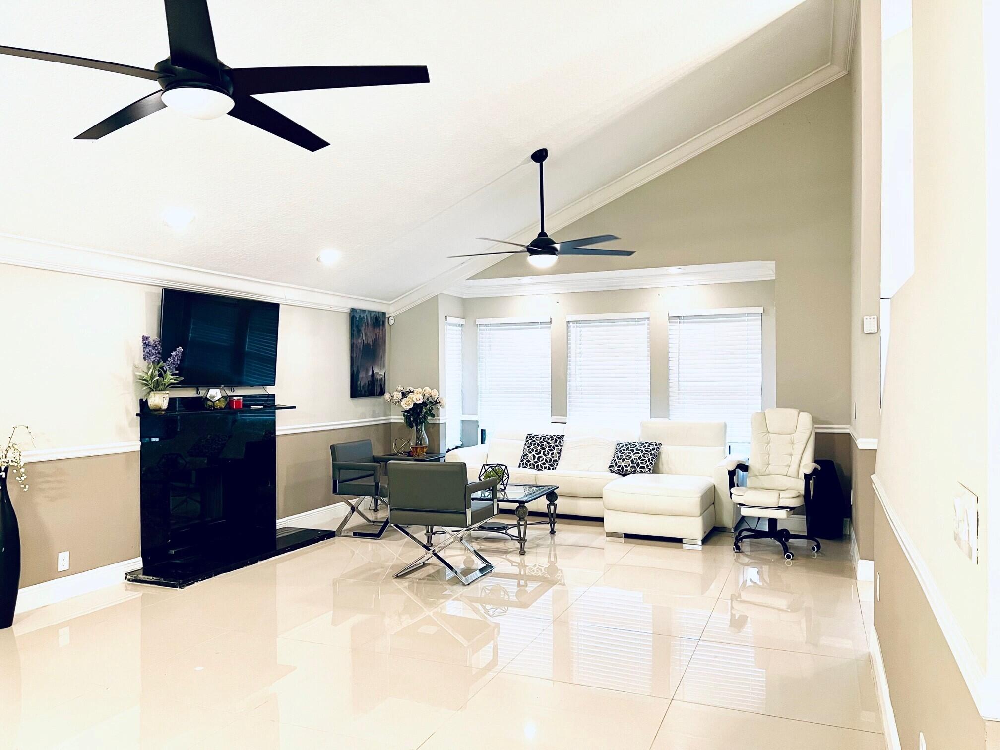 6186 Duckweed Road Lake Worth, FL 33449 - Photo 26 of 42 dw15