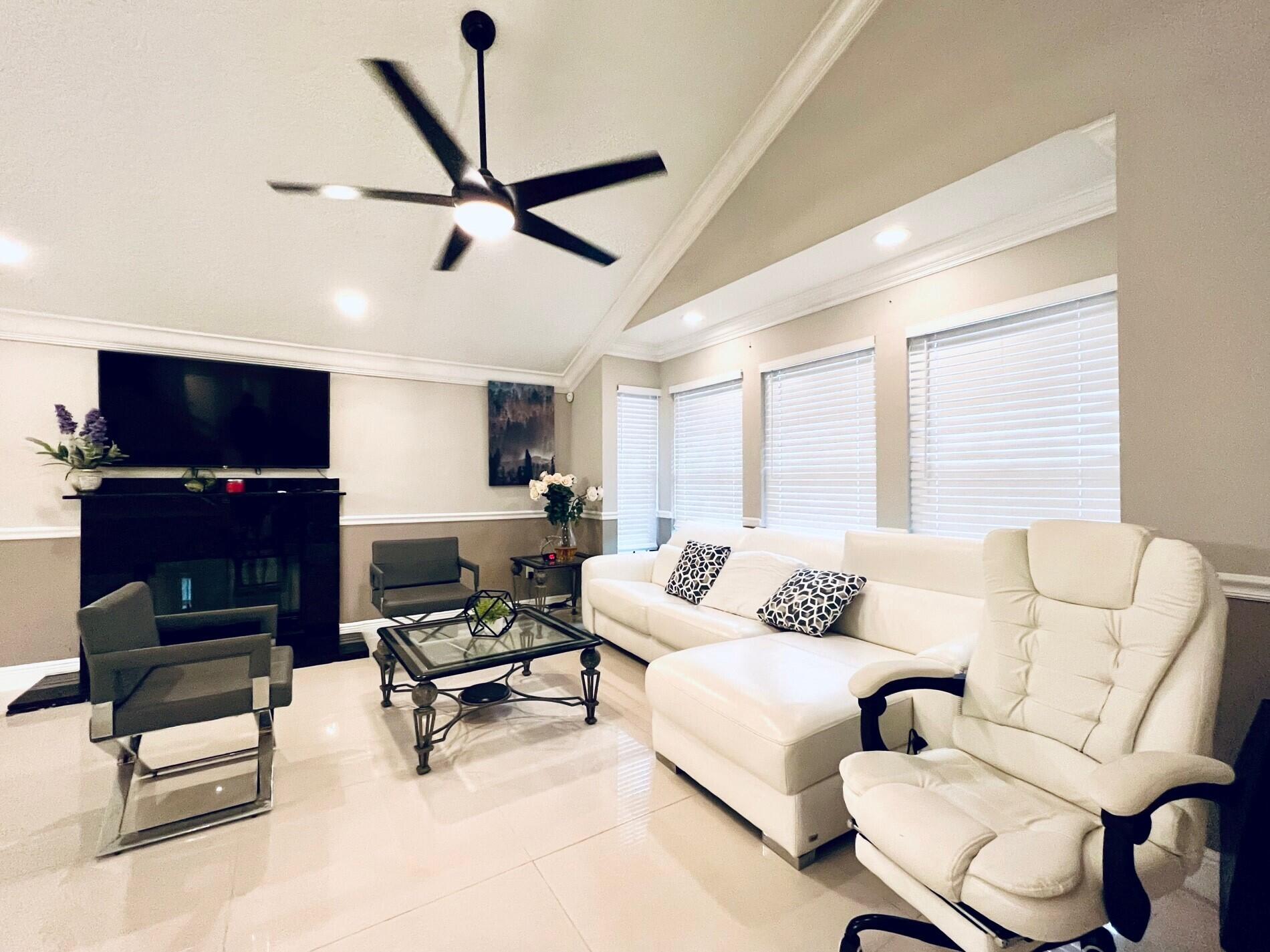 6186 Duckweed Road Lake Worth, FL 33449 - Photo 29 of 42 dw21