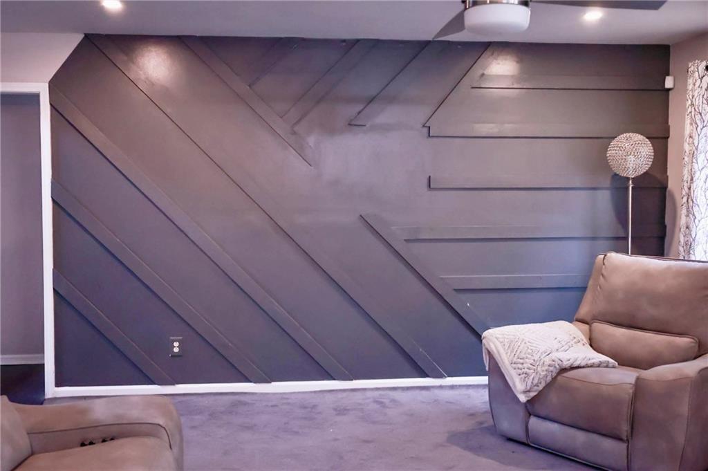 5964 Springfair Run Lithonia, GA 30038 - Photo 15 of 40 a living room with furniture