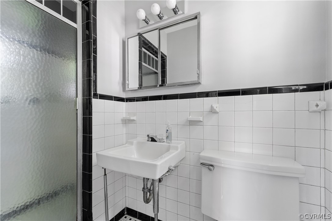7513 Cherokee Road Richmond, VA 23225 - Photo 29 of 36 Gallery Image 29