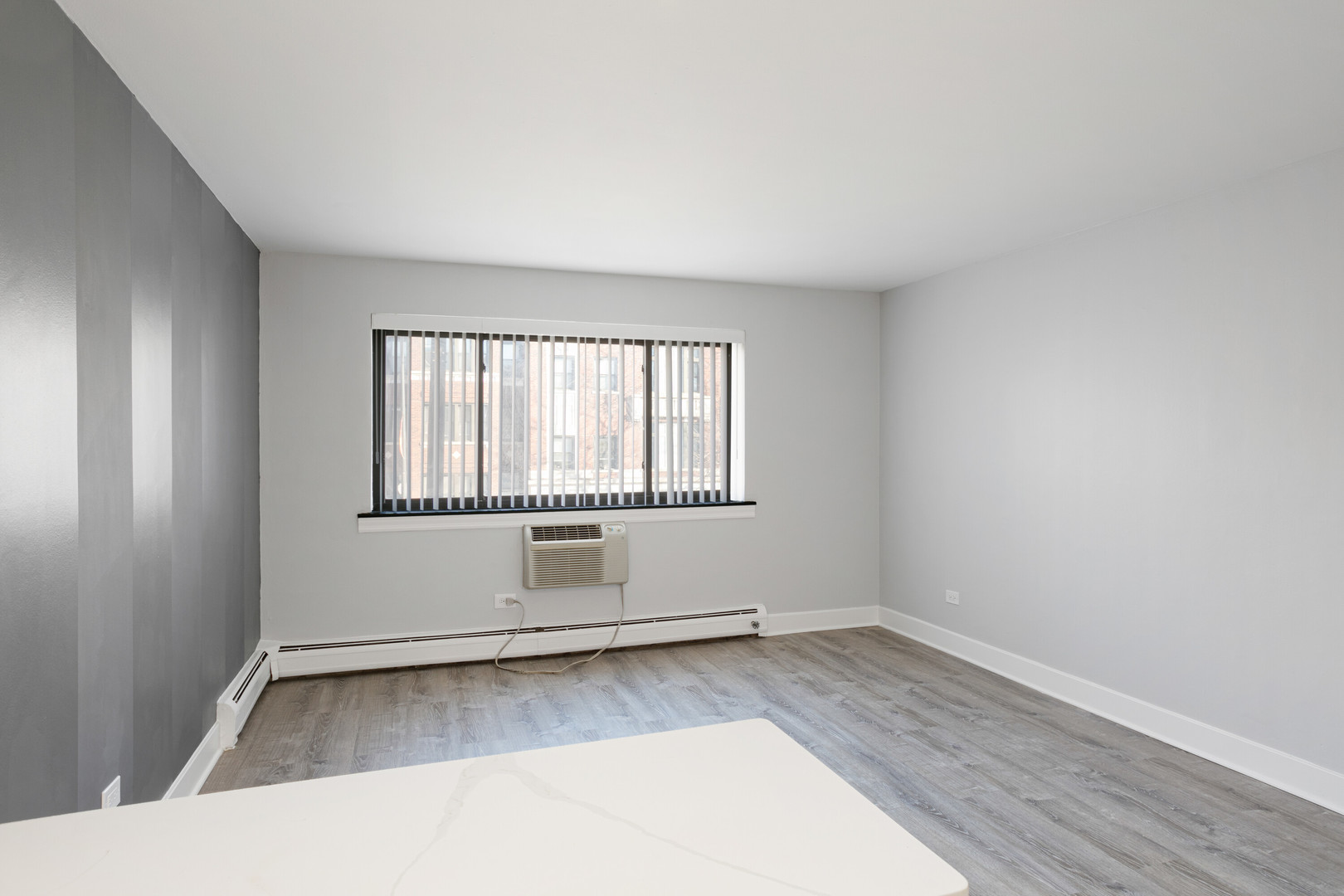 6758 North Sheridan Road, Unit 333 Chicago, IL 60626 - Photo 3 of 10