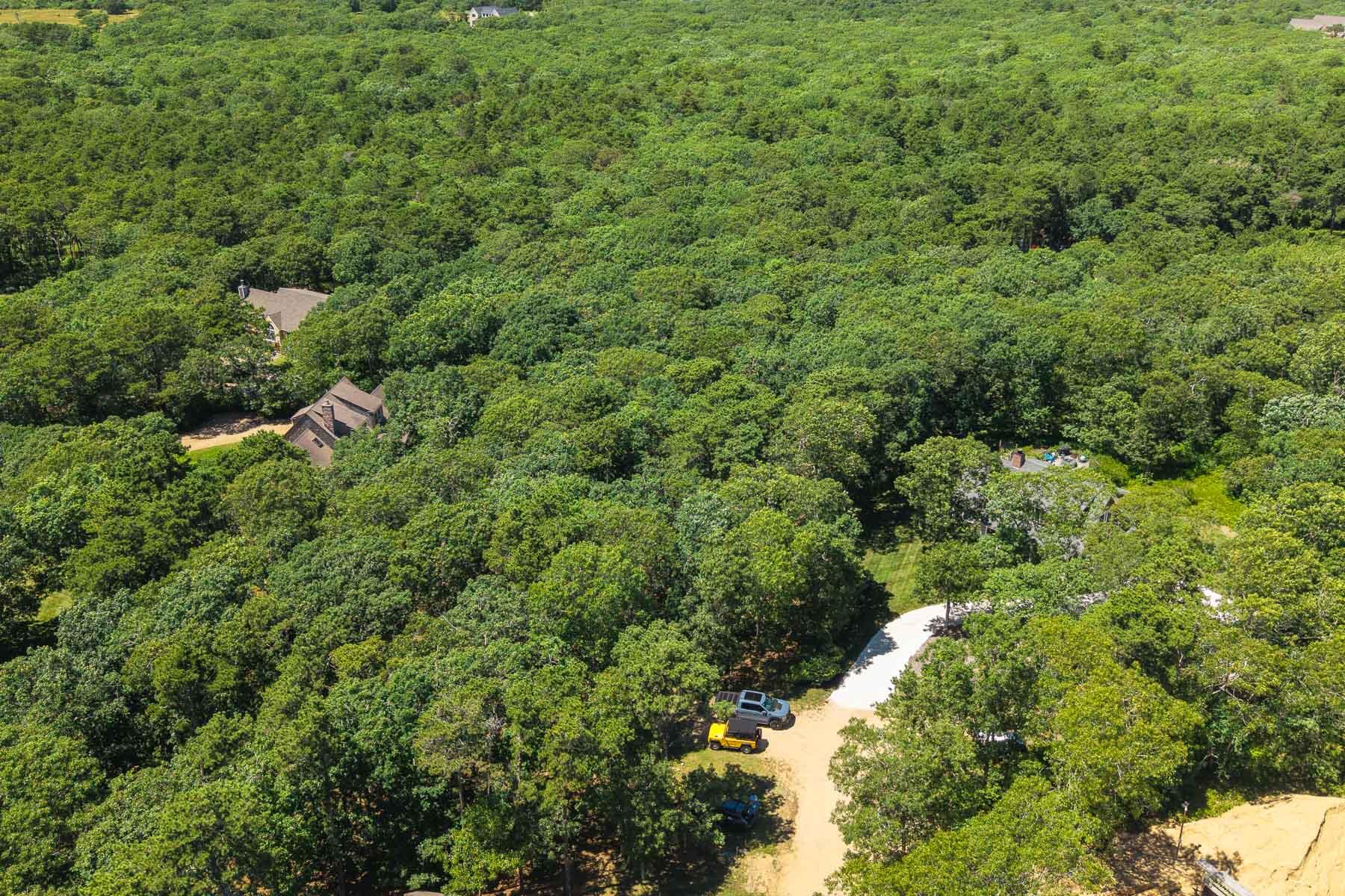 4 Wilsons Lane Edgartown, MA 02539 - Photo 2 of 19 4 Wilson-1LOW RES001