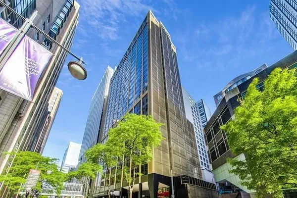 $2,500 | 233 East Erie Street, Unit 1703, Chicago, IL 60611