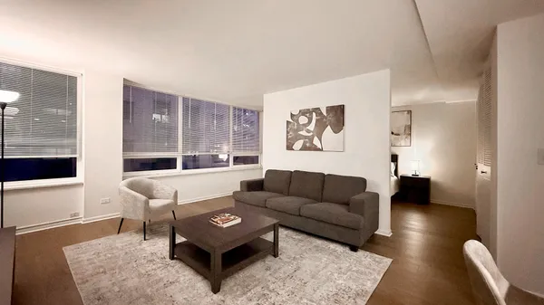 $2,500 | 233 East Erie Street, Unit 1703, Chicago, IL 60611