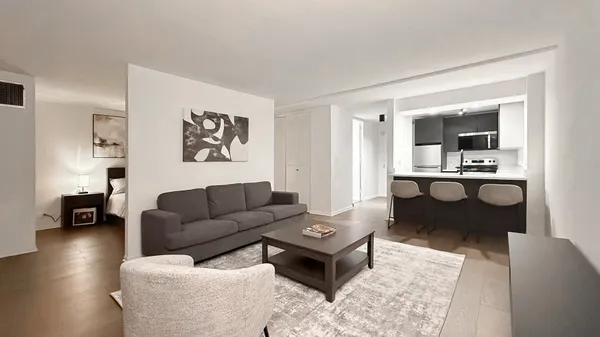 $2,500 | 233 East Erie Street, Unit 1703, Chicago, IL 60611