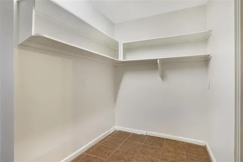 $274,900 | 4948 East St Charles Avenue, Lake Charles, LA 70605