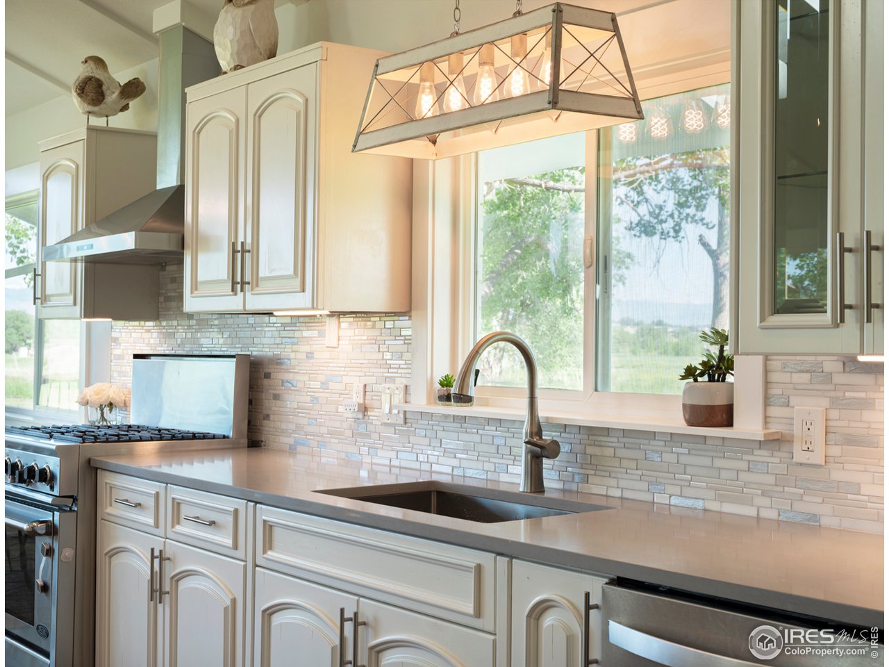 12481 Kenosha Road Erie, CO 80516 - Photo 6 of 39 Gallery Image 6
