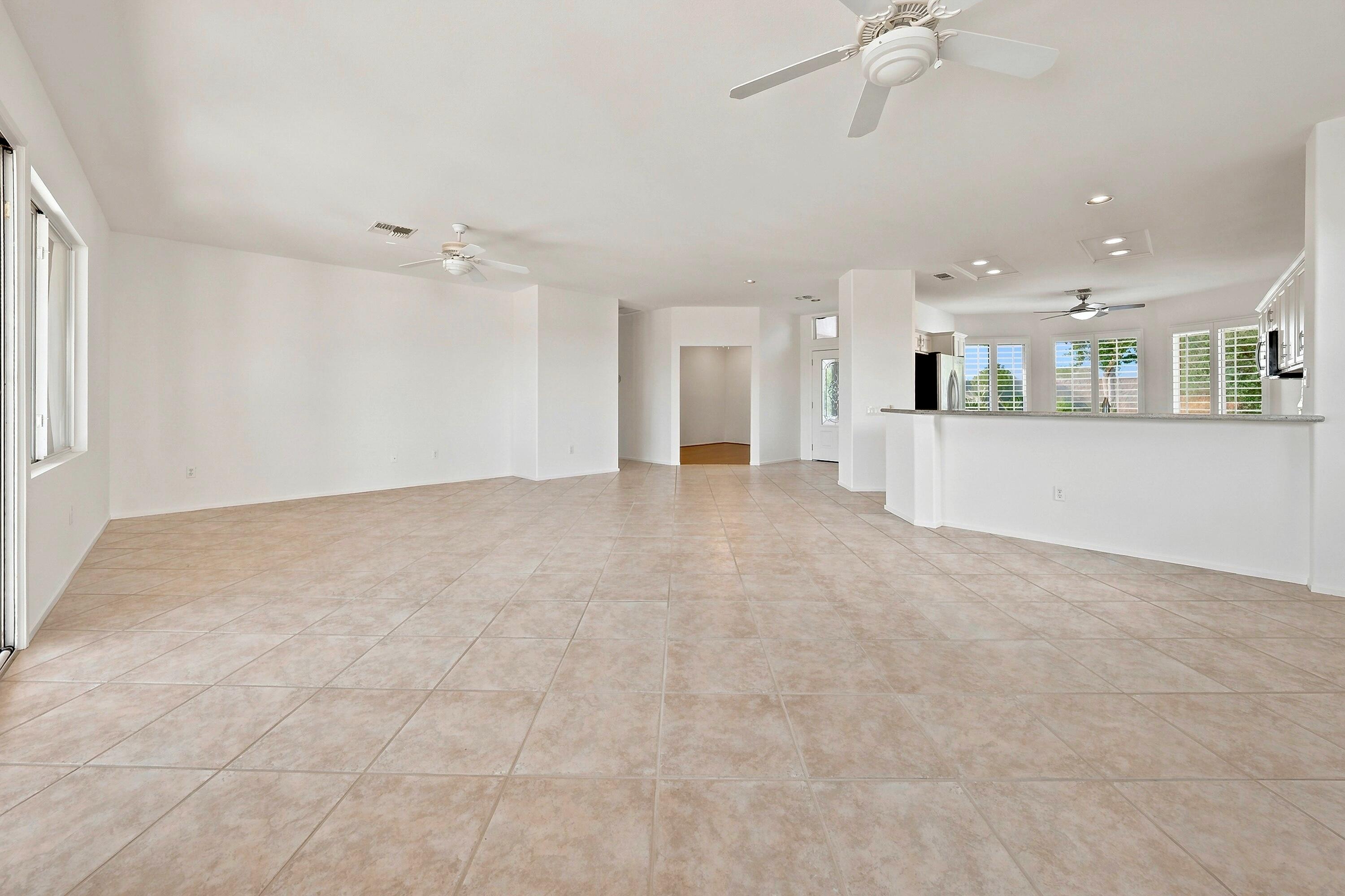 39455 Manorgate Road Palm Desert, CA 92211 - Photo 11 of 36 Photo-19