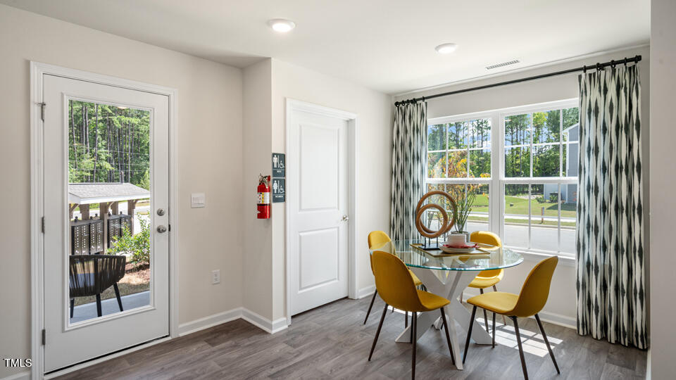 8525 Beckett Chase Way Raleigh, NC 27616 - Photo 8 of 29 thornton-townnhome-model-014