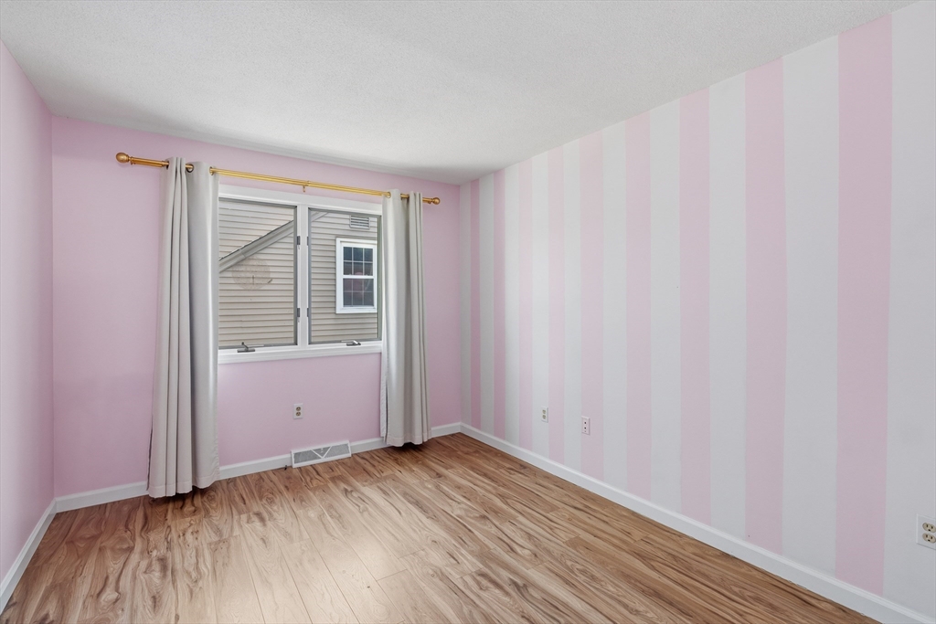290 Tremont Street Springfield, MA 01104 - Photo 16 of 28