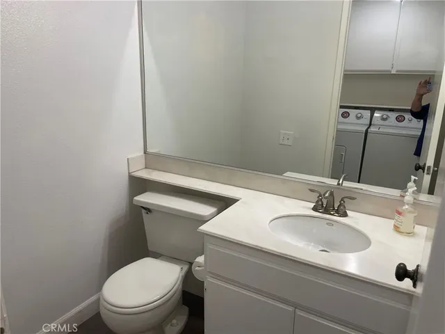 $3,800 | 19003 Canyon Cir Drive, Lake Forest, CA 92679