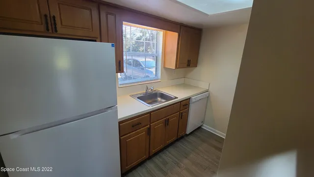 $1,350 | 148 Berkshire Lane, Unit 148, Melbourne, FL 32935