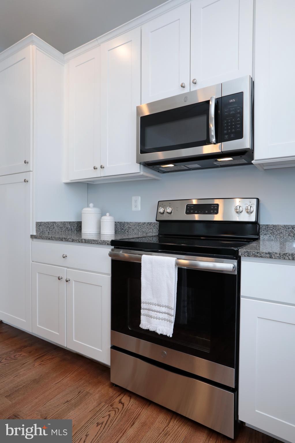 1052 Rye La La Plata, MD 20646 - Photo 11 of 80