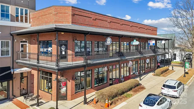 a large building with a lot of windows