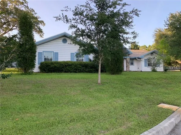 $3,300 | 3090 Sunset Point Road, Clearwater, FL 33759
