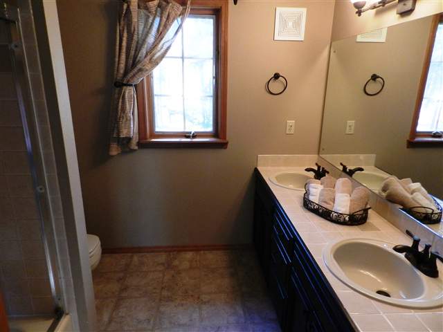 2810 East Oxbow Road Colbert, WA 99005 - Photo 6 of 8