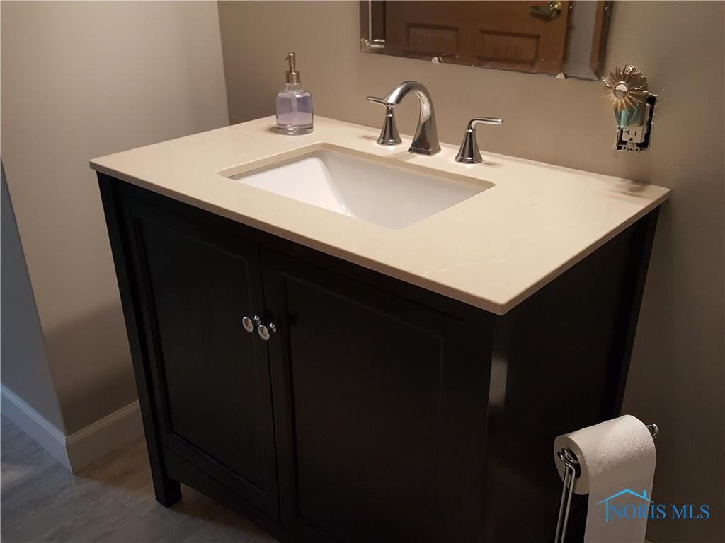 1755 Ambleside Road Oregon, OH 43616 - Photo 11 of 18 Gallery Image 11