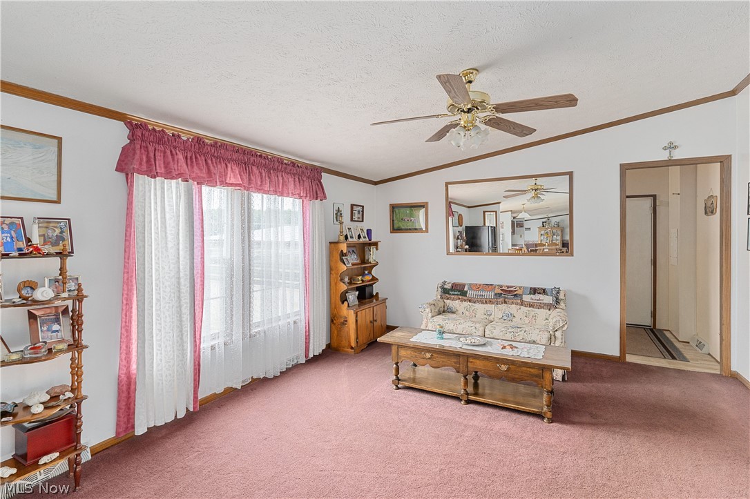 11710 Ellsworth Road North Jackson, OH 44451 - Photo 4 of 16 javascript:ManageMediaJS.showDetails(16);