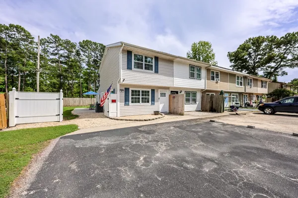 $179,000 | 1604 Fawn Vista Drive North, Unit 3B1, Surfside Beach, SC 29575