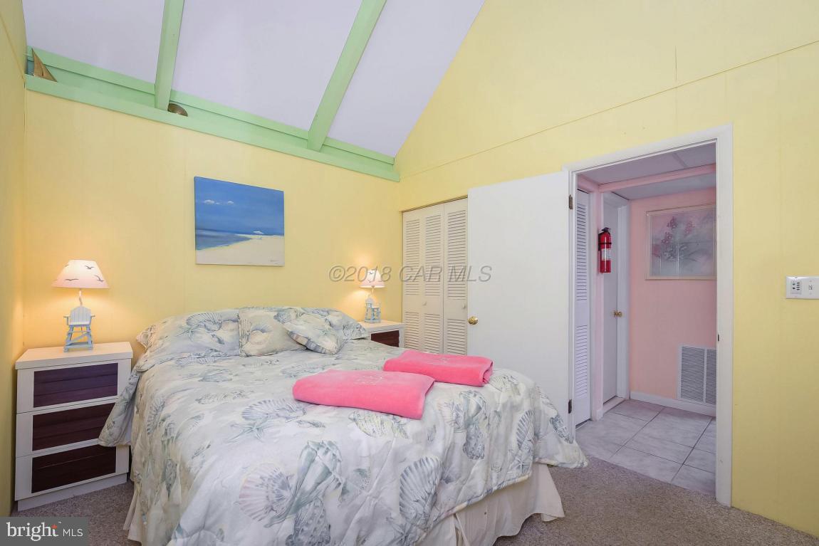 3 East 145th Street, Unit 303 Ocean City, MD 21842 - Photo 14 of 32