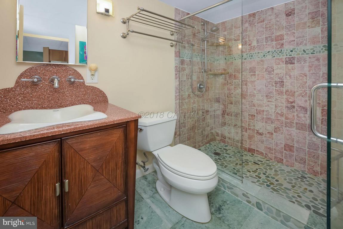 3 East 145th Street, Unit 303 Ocean City, MD 21842 - Photo 16 of 32