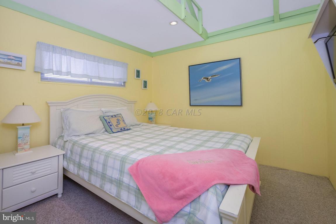 3 East 145th Street, Unit 303 Ocean City, MD 21842 - Photo 19 of 32