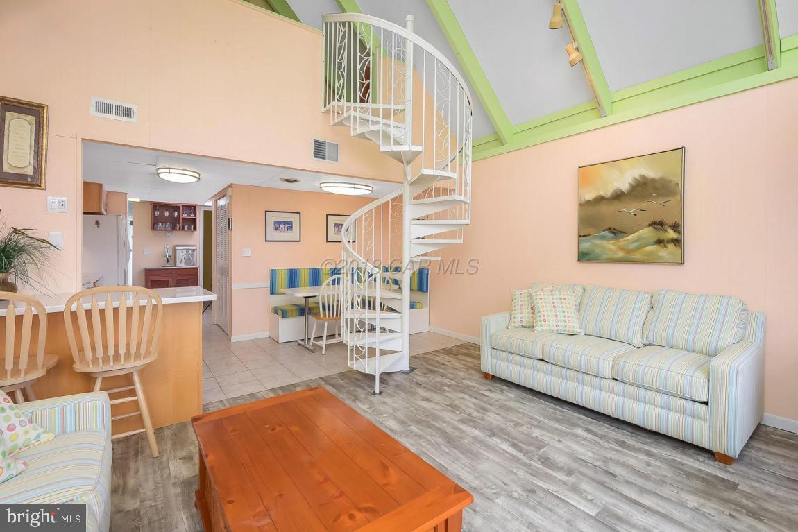 3 East 145th Street, Unit 303 Ocean City, MD 21842 - Photo 5 of 32