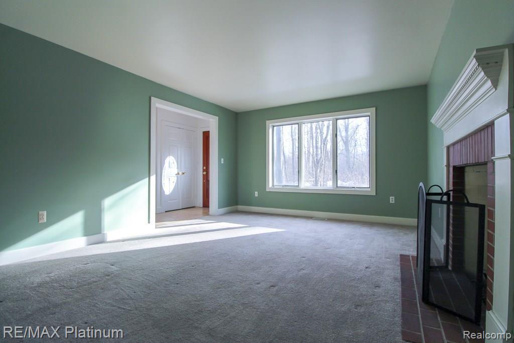 9760 Fish Lake Road Holly, MI 48442 - Photo 10 of 28 IMG_2700.jpg