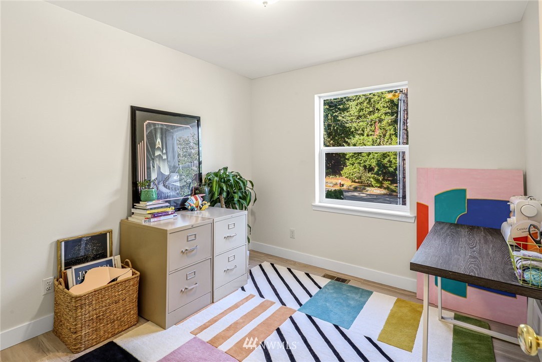 2458 Yew Street Road Bellingham, WA 98229 - Photo 18 of 33 Gallery Image 18