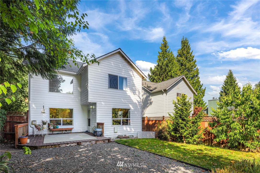 2458 Yew Street Road Bellingham, WA 98229 - Photo 31 of 33 Gallery Image 31