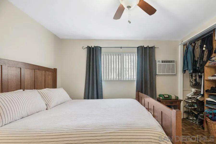 12841 Oak Knoll Road Poway, CA 92064 - Photo 11 of 22 Gallery Image 11