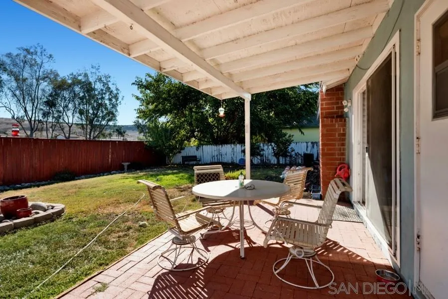 12841 Oak Knoll Road Poway, CA 92064 - Photo 19 of 22 Gallery Image 19