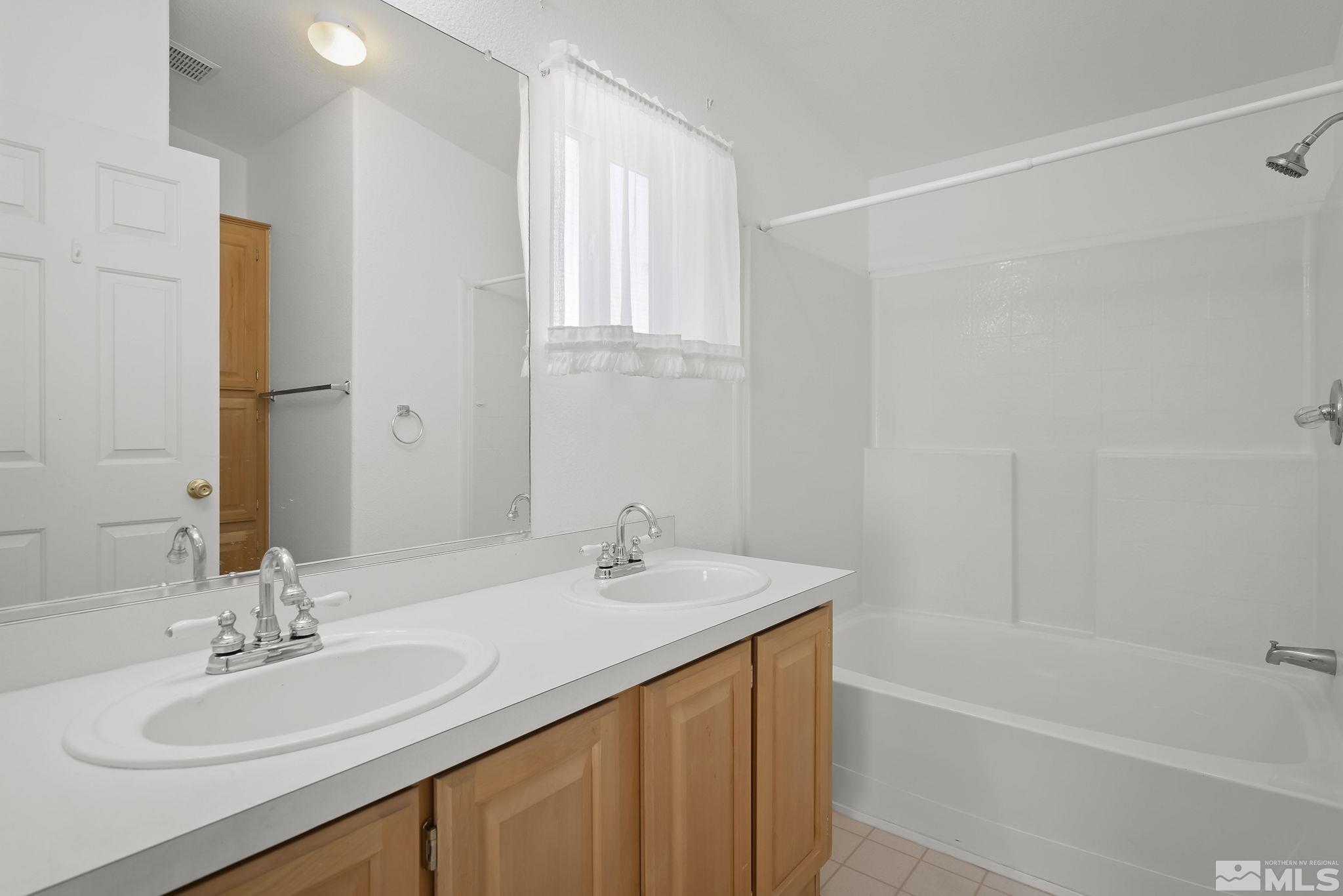 7561 Diamond Pointe Way Reno, NV 89506 - Photo 16 of 36 Photo 16