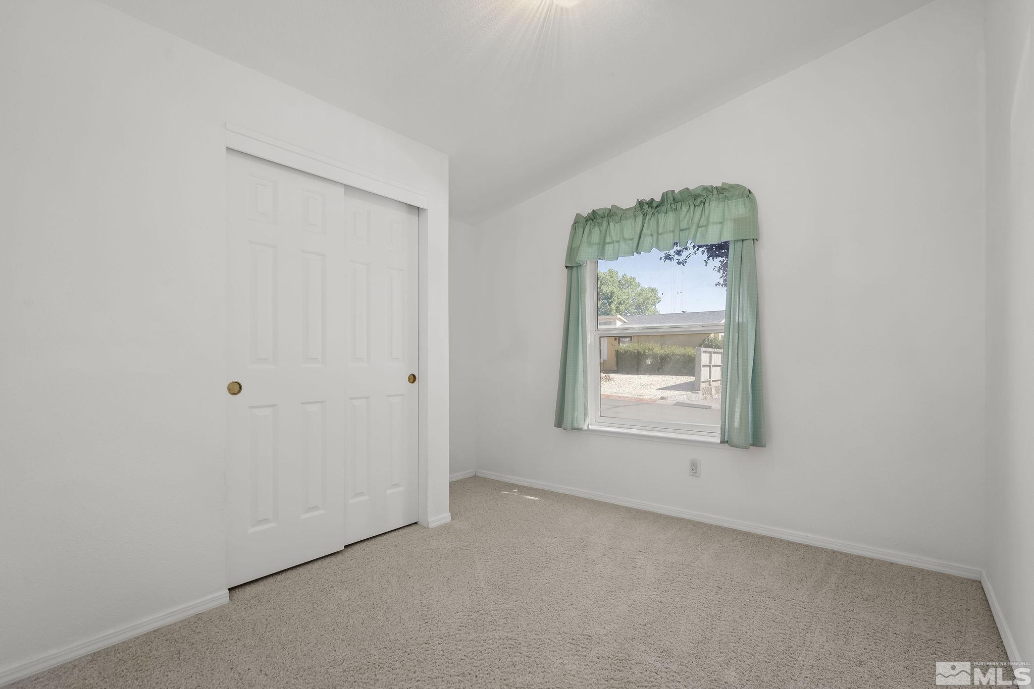 7561 Diamond Pointe Way Reno, NV 89506 - Photo 17 of 36 Photo 17