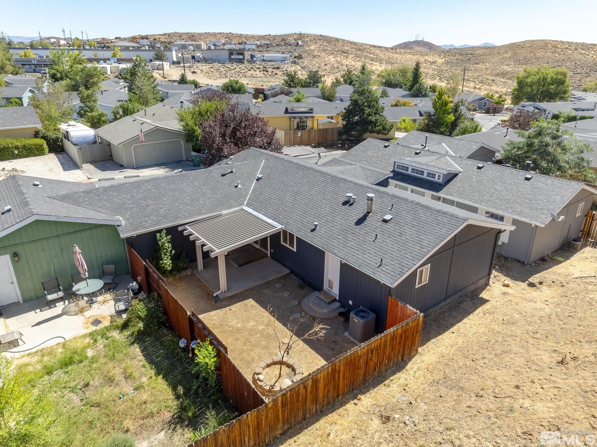 7561 Diamond Pointe Way Reno, NV 89506 - Photo 5 of 36 Photo 5