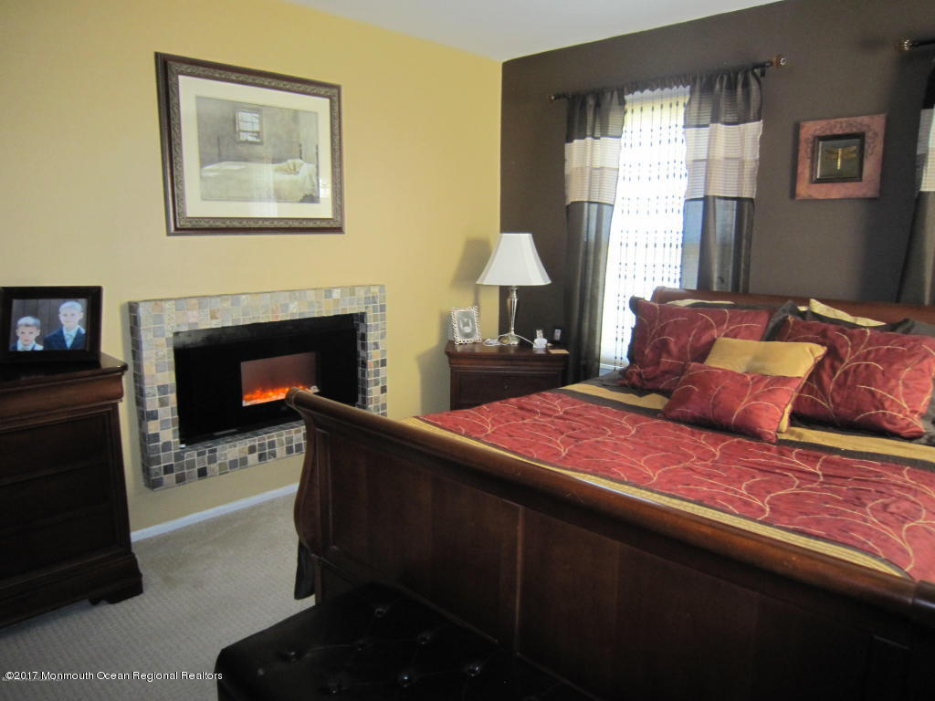 10 Sweet Gum Road Howell, NJ 07731 - Photo 11 of 20 20161007182022408622000000-o