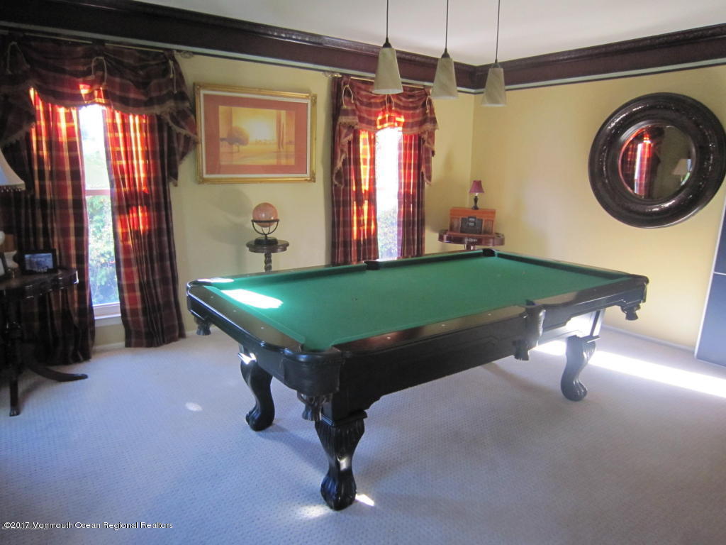 10 Sweet Gum Road Howell, NJ 07731 - Photo 8 of 20 20161007181948322185000000-o