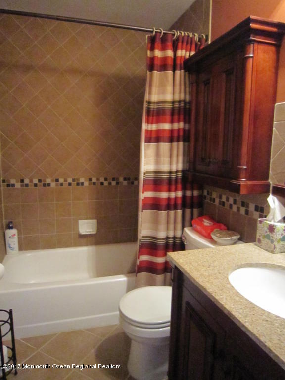 10 Sweet Gum Road Howell, NJ 07731 - Photo 10 of 20 20161007182026068281000000-o